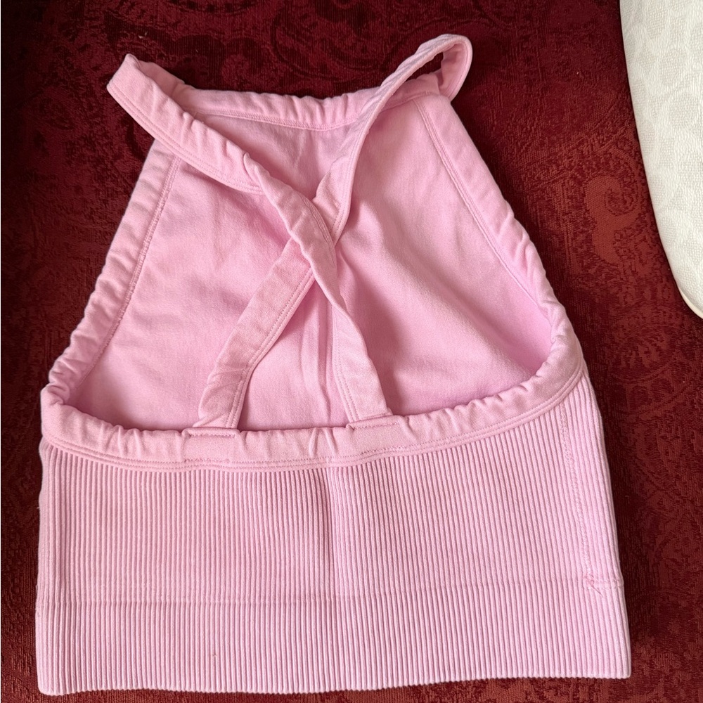 Pink athletic shirt - Picture 2 of 2